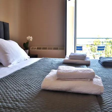 Eglina Celeste Villa Minia