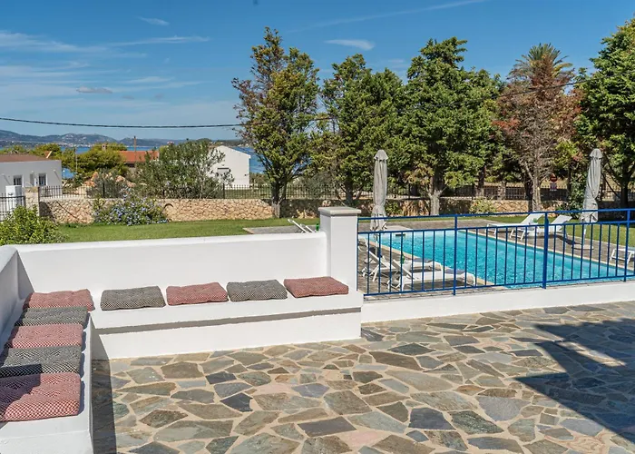 Eglina Celeste Villa Minia